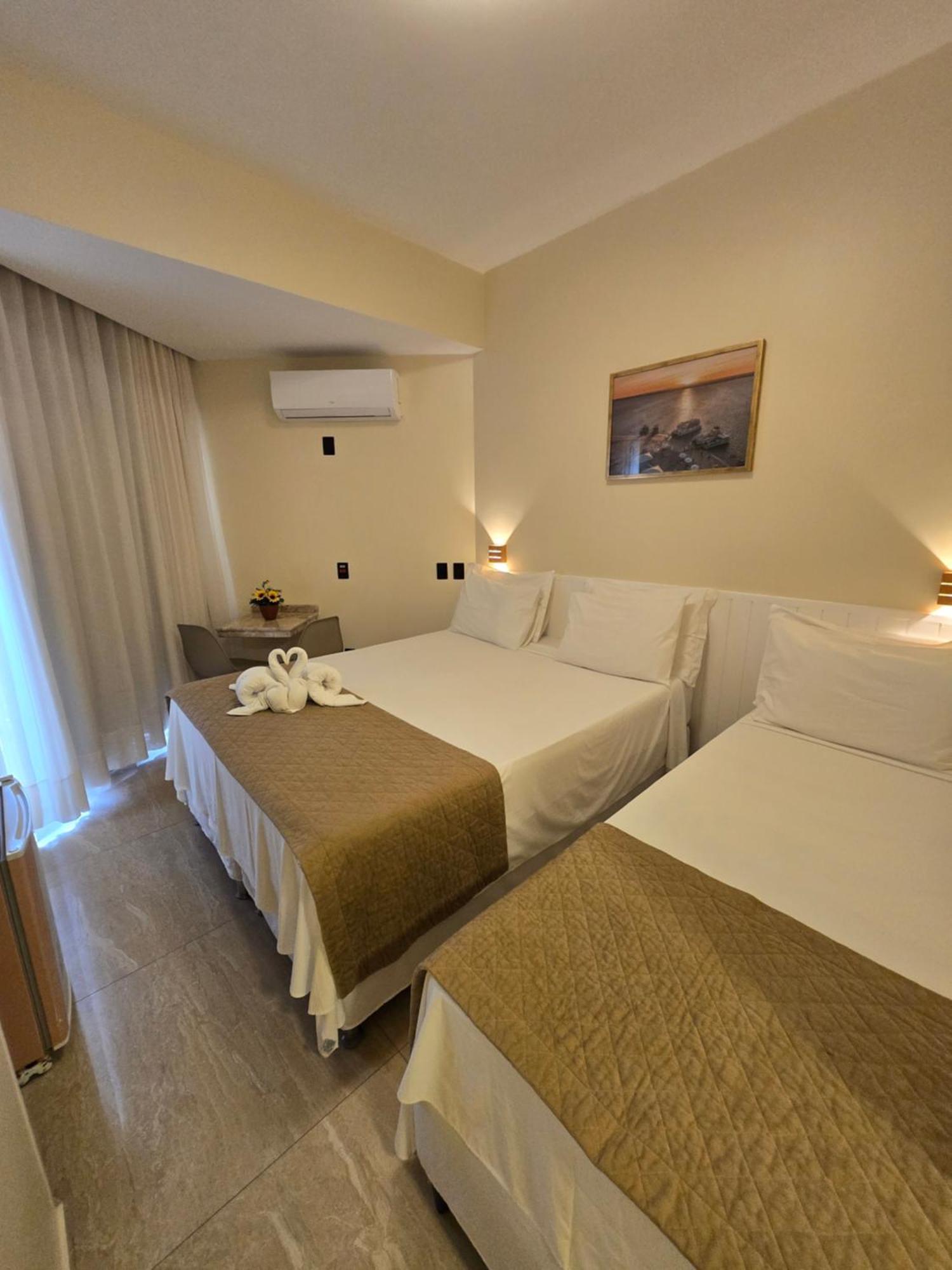 Quarto Standard com Cama de Casal ou 2 de Solteiro